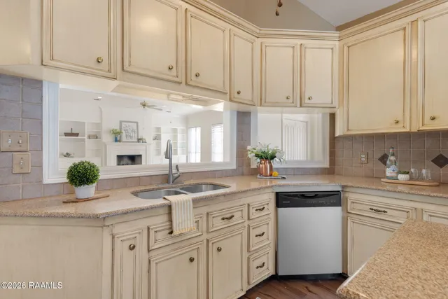 $425,000 | 509 Bellevue Plantation Road, Lafayette, LA 70503