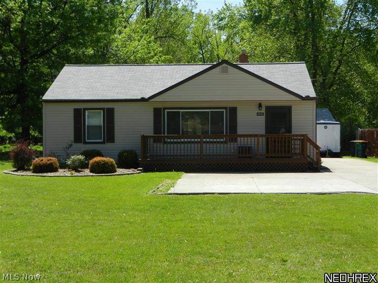 8078 Edgewood Road Mentor, OH 44060 - Photo 1 of 25 FRONT EDGEWOOD