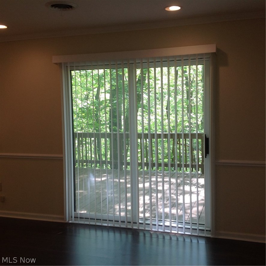 3530 Fenley Road Cleveland, OH 44121 - Photo 15 of 32 Gallery Image 15