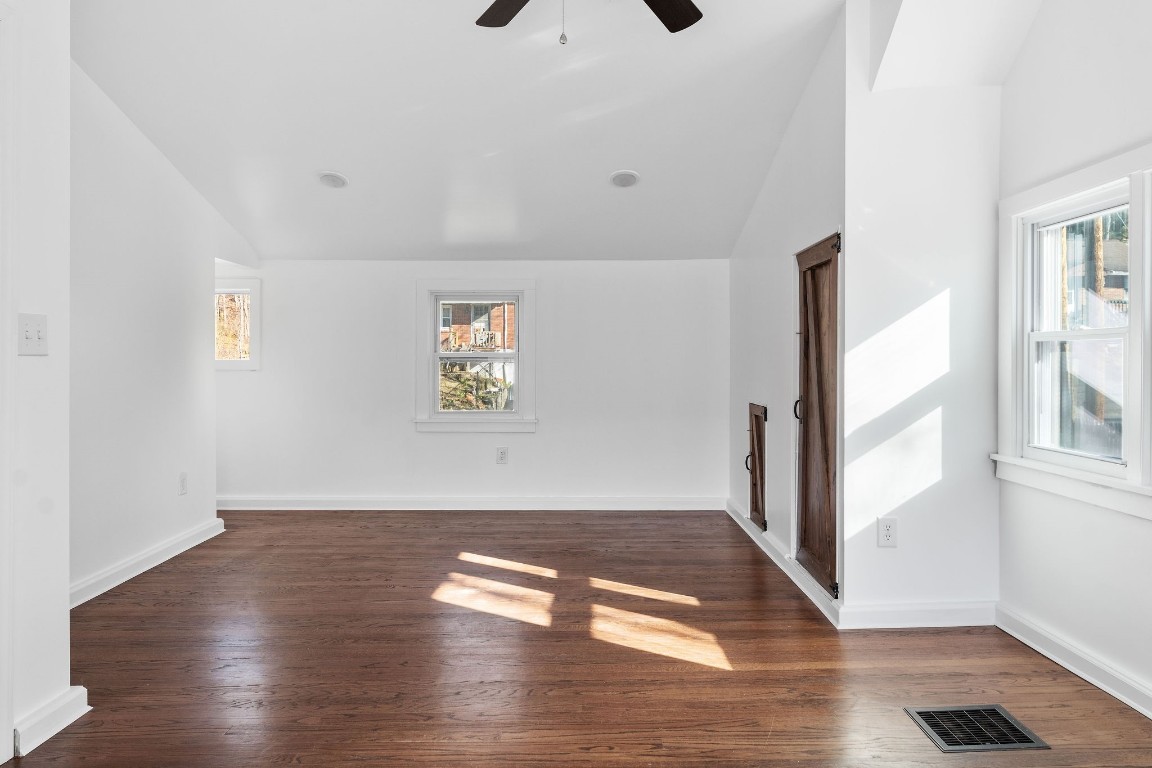 56 Powers Road Binghamton, NY 13903 - Photo 11 of 40