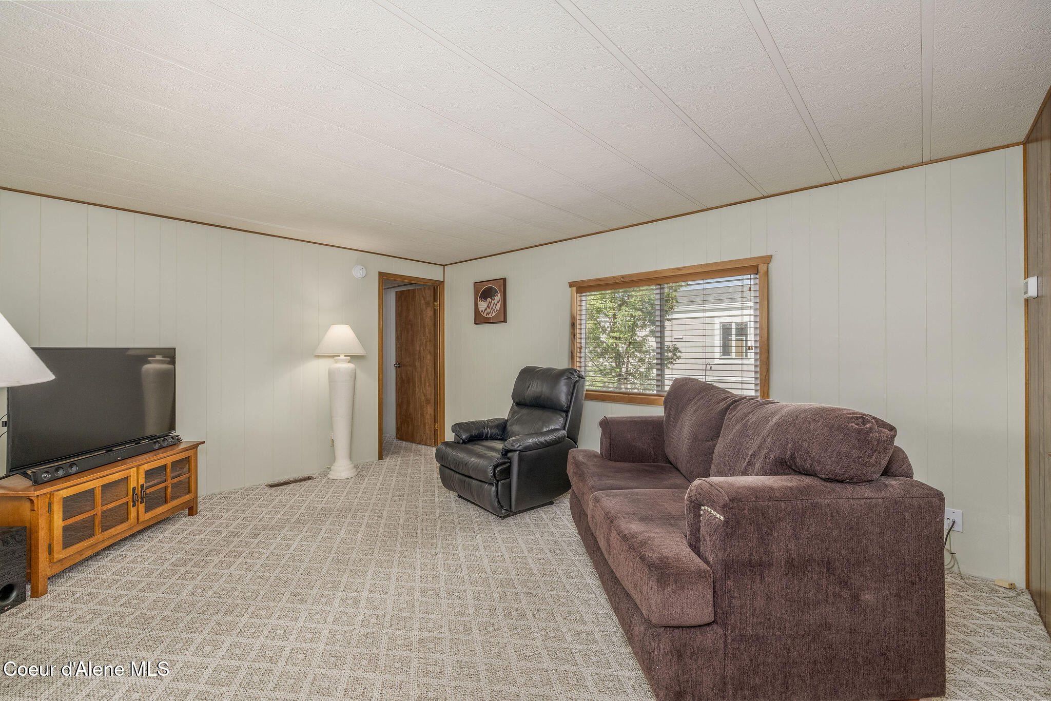 532 Myriah Loop Coeur D'Alene, ID 83815 - Photo 8 of 37 Living Room