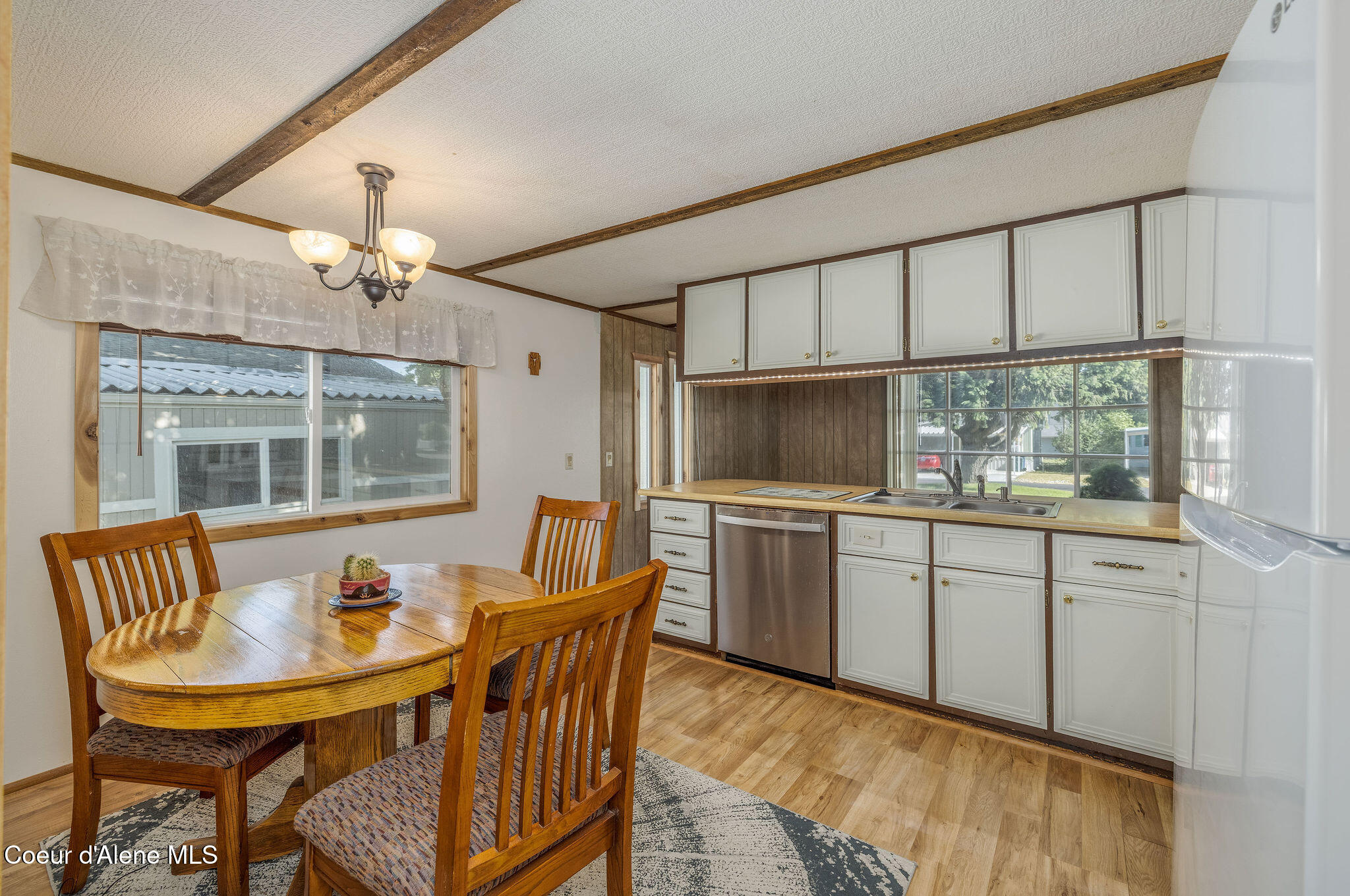 532 Myriah Loop Coeur D'Alene, ID 83815 - Photo 10 of 37 Kitchen & Informal Dining