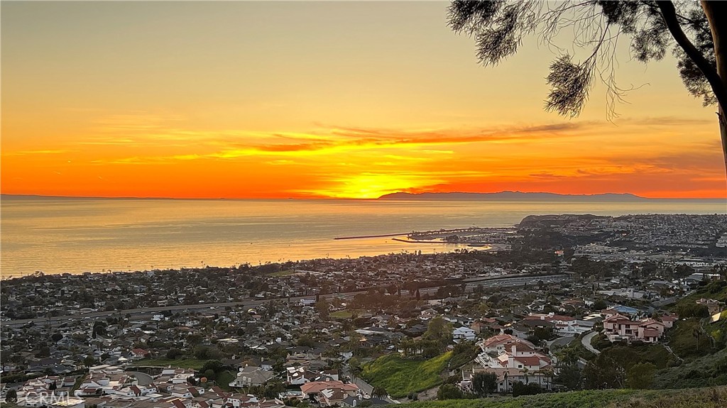75 Marbella San Clemente, CA 92673 - Photo 48 of 54 a view of city and ocean