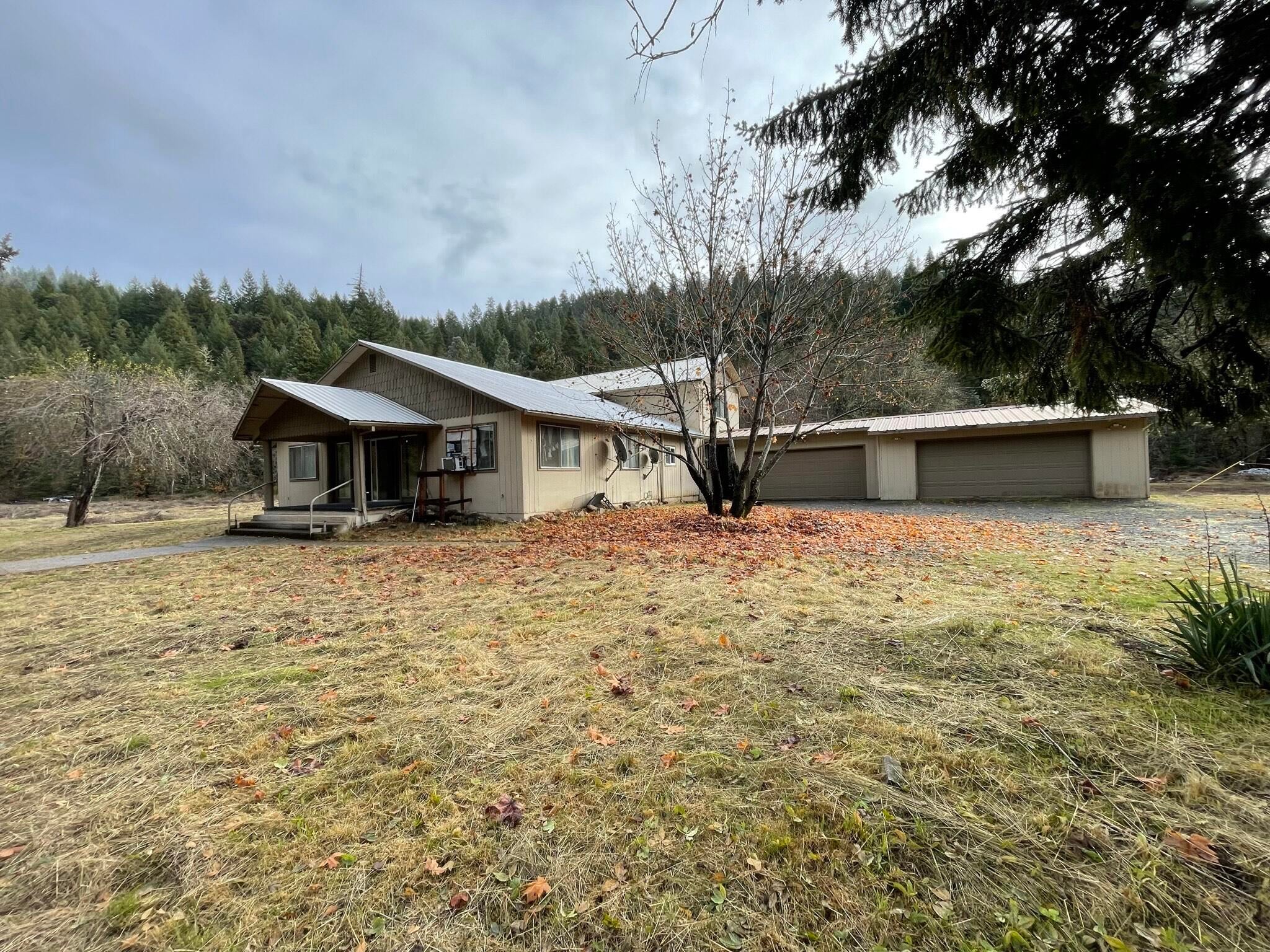 350 Sugar Pine Road Trail, OR 97541 - Photo 2 of 10 Front of house