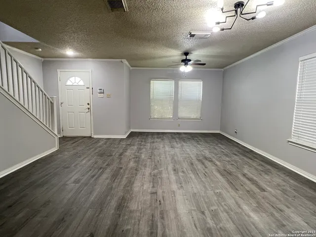 $2,000 | 9646 Limestone Pond, San Antonio, TX 78254