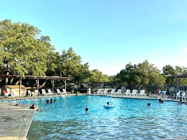 $2,000 | 9646 Limestone Pond, San Antonio, TX 78254