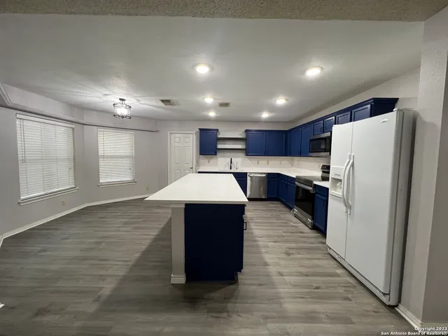 $2,000 | 9646 Limestone Pond, San Antonio, TX 78254