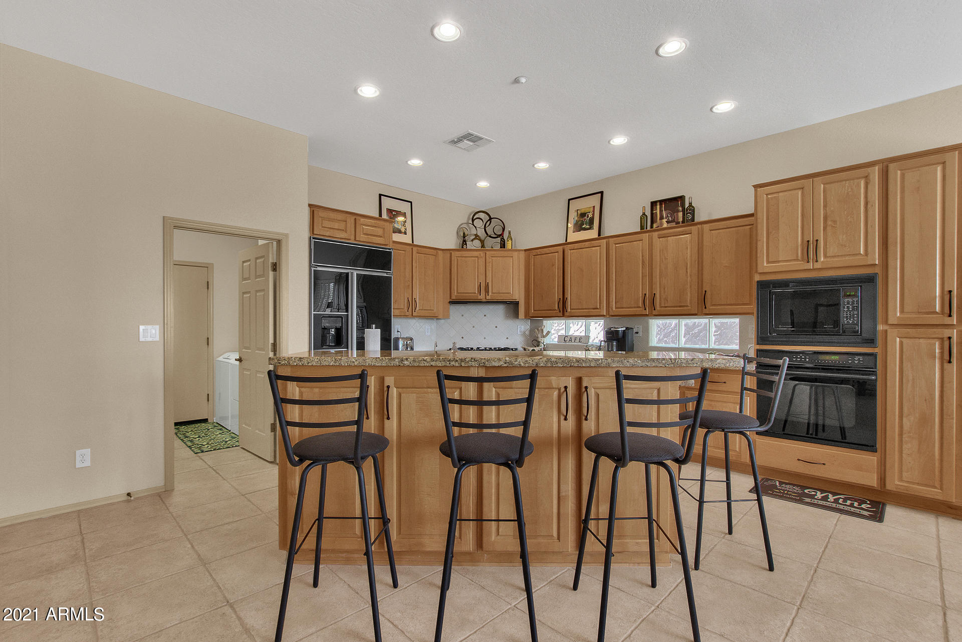 42005 North Crooked Stick Road Anthem, AZ 85086 - Photo 15 of 43 Kitchen