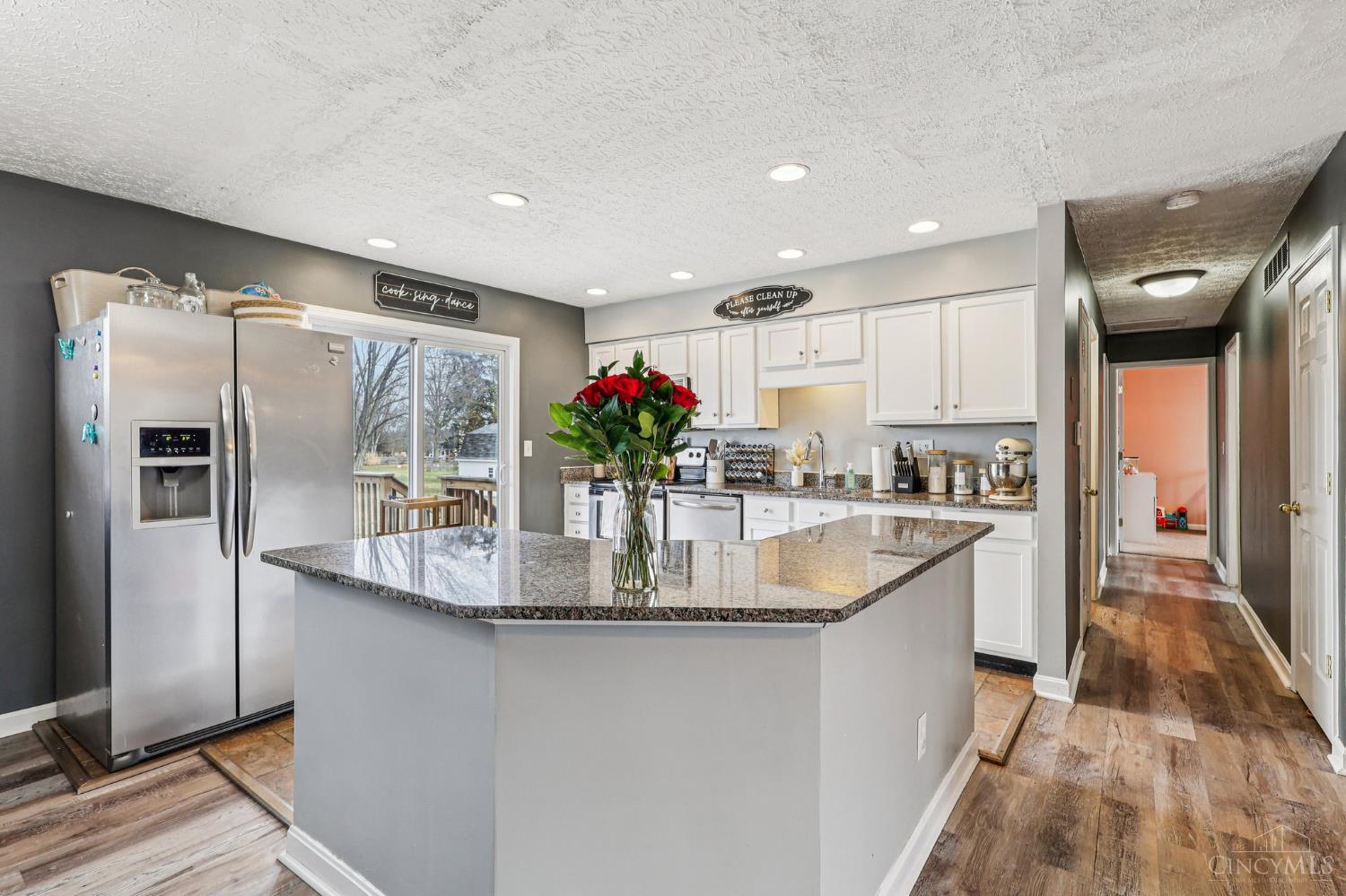 4834 Summerside Road Cincinnati, OH 45244 - Photo 10 of 31 Gallery Image 10