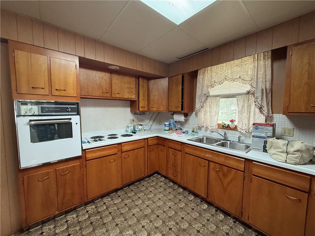 111 East Nodaway Street Oregon, MO 64473 - Photo 11 of 17