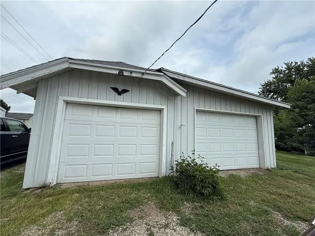 $135,000 | 111 East Nodaway Street, Oregon, MO 64473