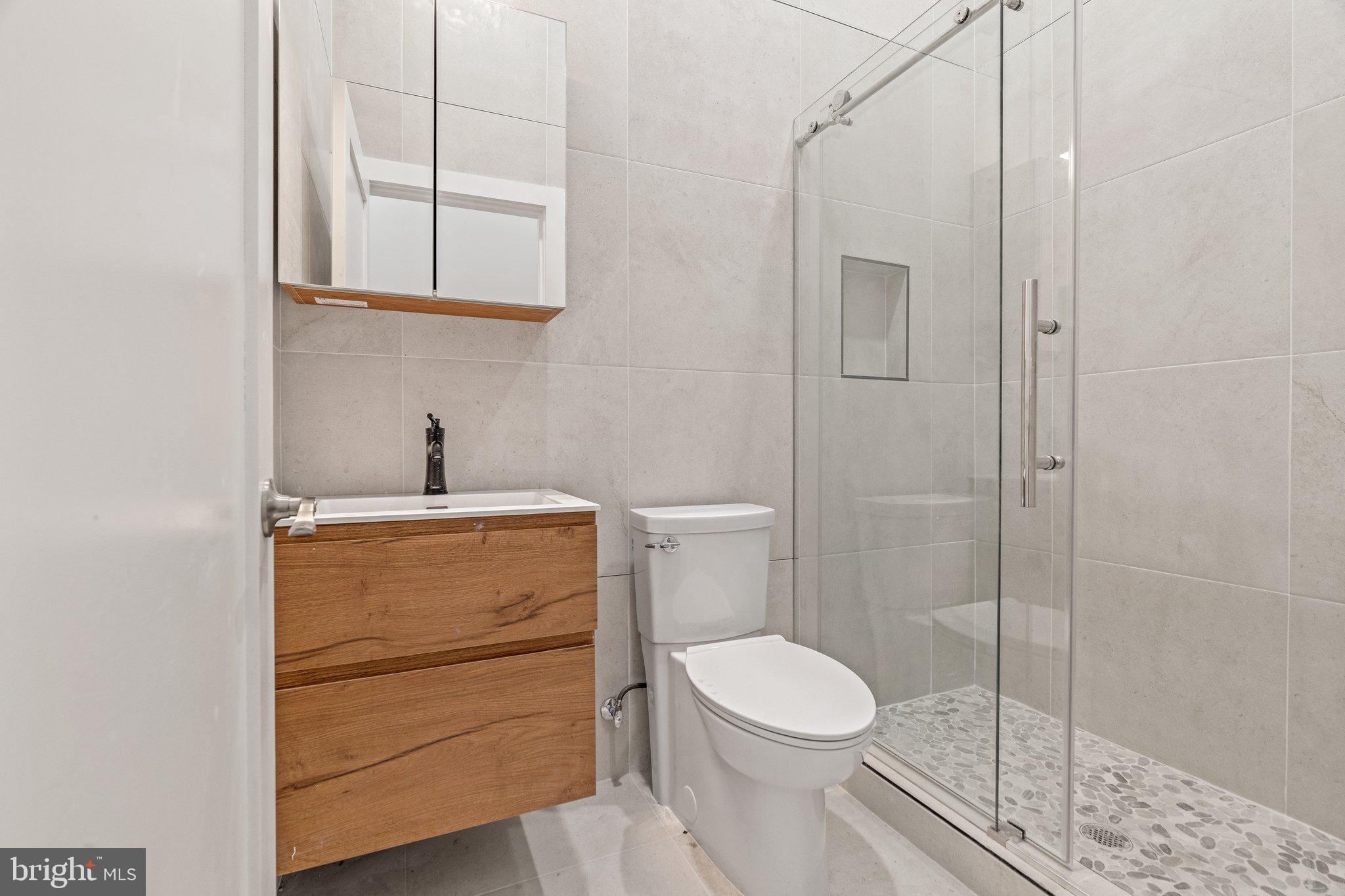 253 North 3rd Street, Unit 4 Philadelphia, PA 19106 - Photo 8 of 16