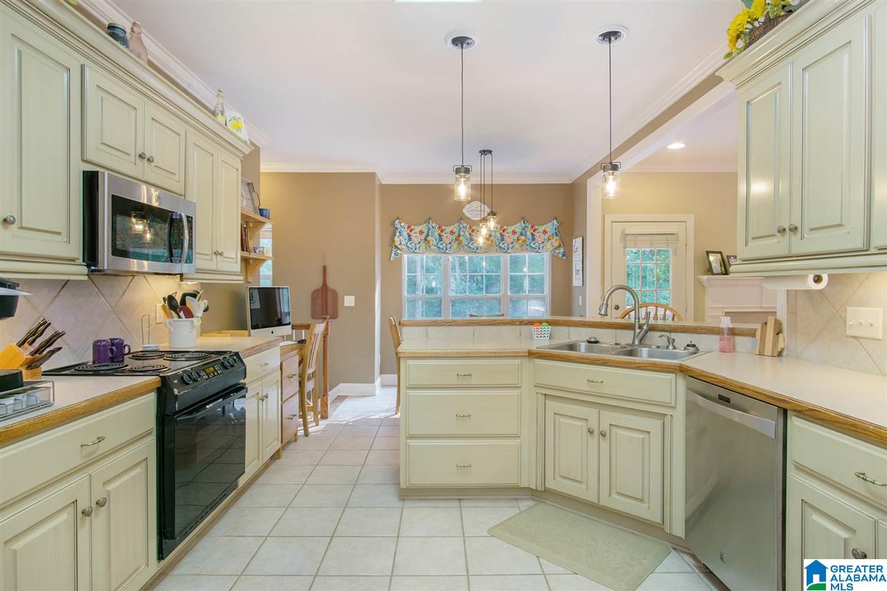 5240 Vintage Way Bessemer, AL 35022 - Photo 17 of 37