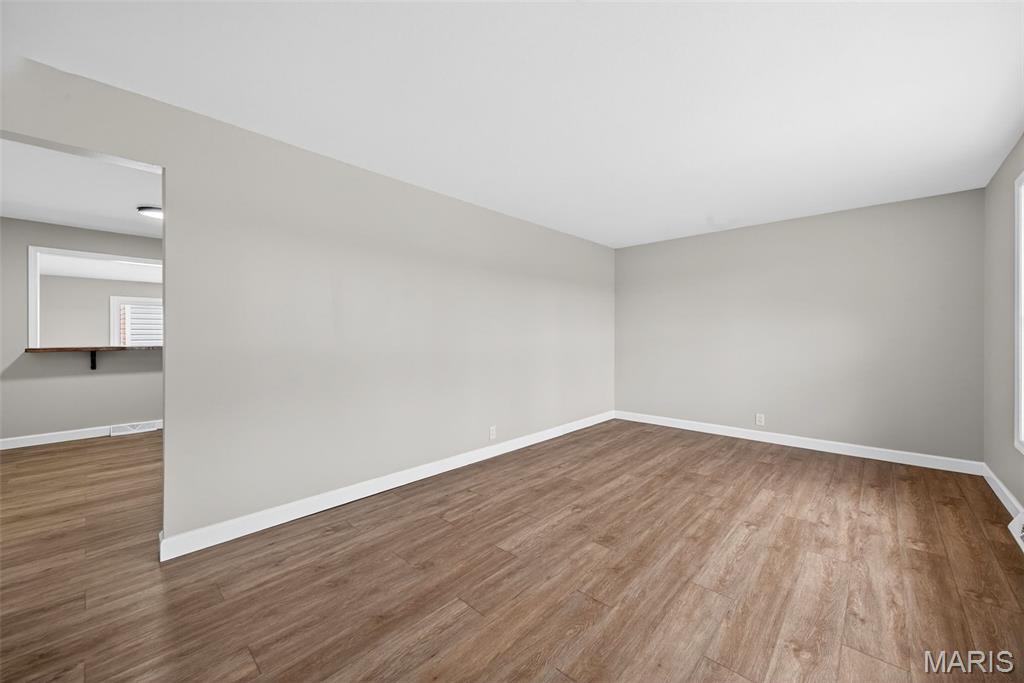 9224 Ellison Drive Ferguson, MO 63136 - Photo 3 of 24