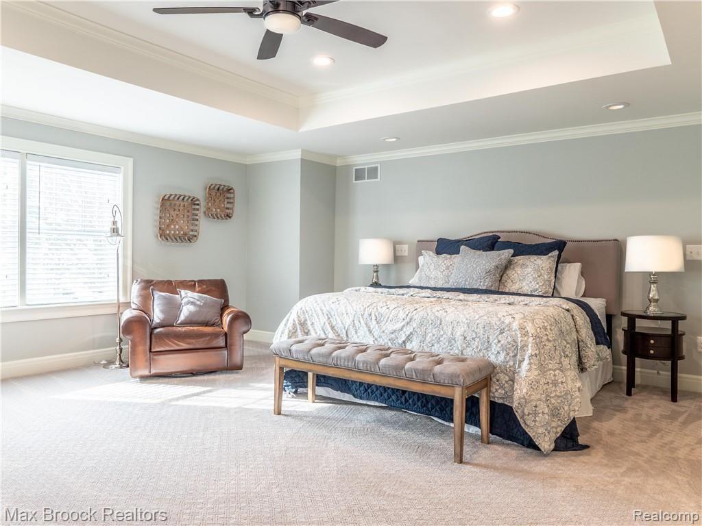 1030 Rivenoak Street Birmingham, MI 48009 - Photo 27 of 44 Master Suite with Seating Area