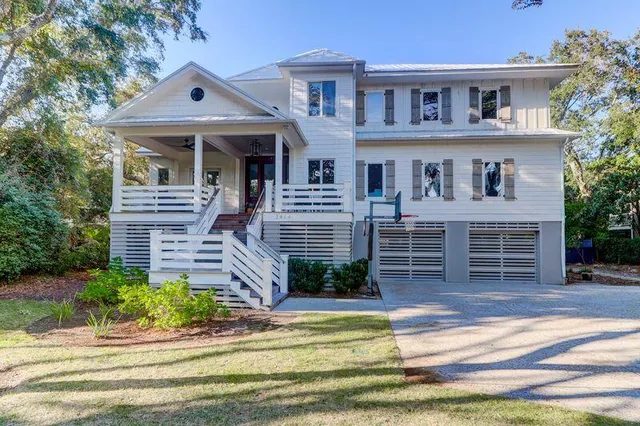 $6,100,000 | 2414 Goldbug Avenue, Sullivans Island, SC 29482