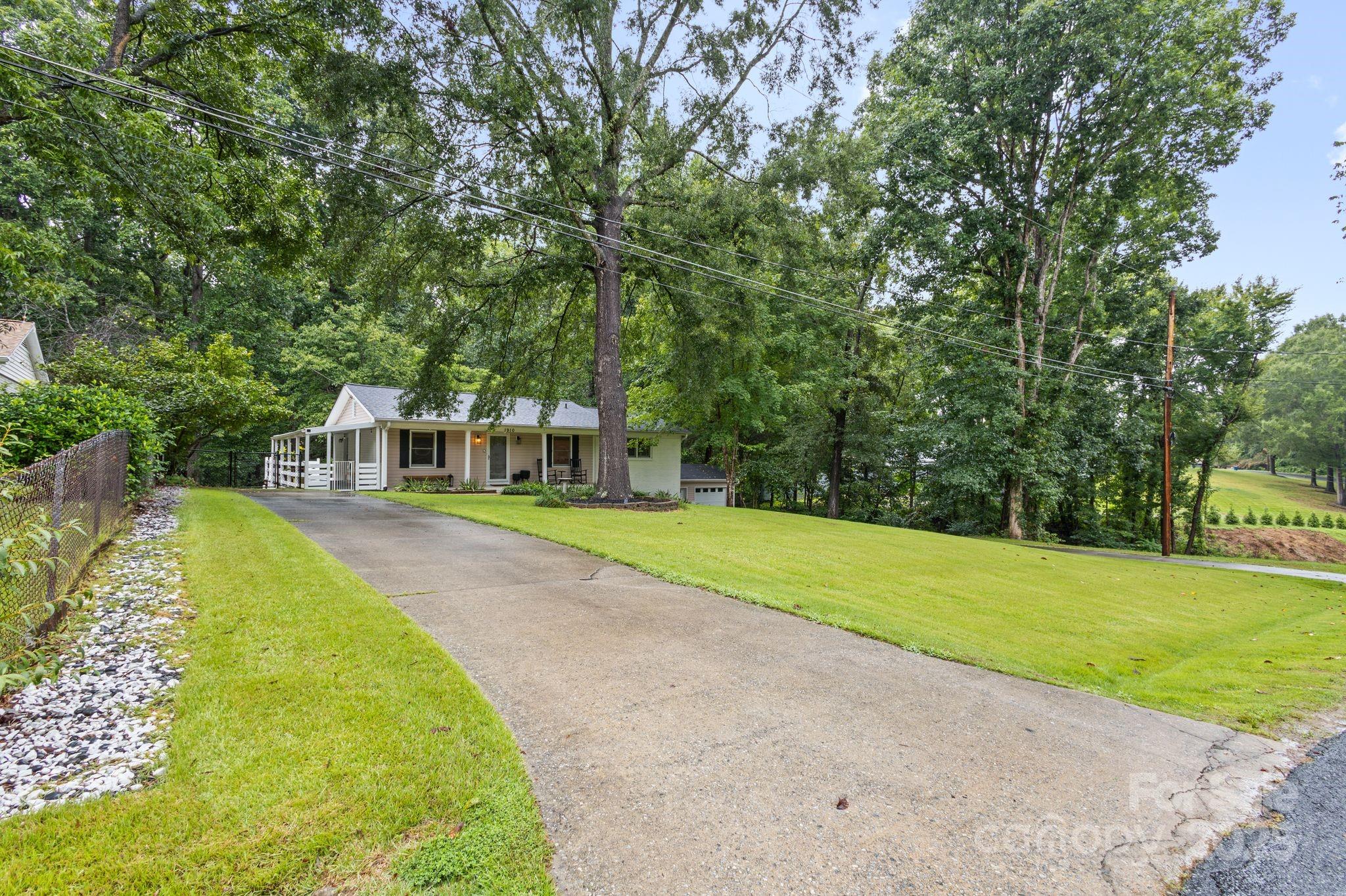1910 Normandy Road Kannapolis, NC 28081 - Photo 19 of 39 Gallery Image 19