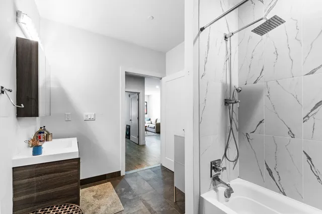 $2,450 | 62-68 69th Street, Unit 304, Guttenberg, NJ 07093