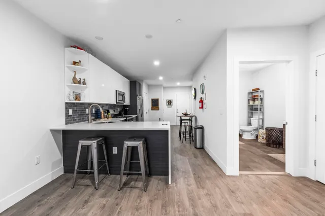 $2,450 | 62-68 69th Street, Unit 304, Guttenberg, NJ 07093