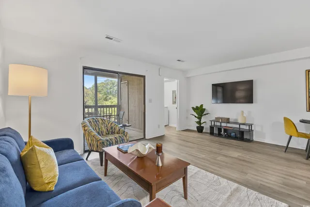 $159,700 | 200 Double Eagle Drive, Unit D2, Surfside Beach, SC 29575