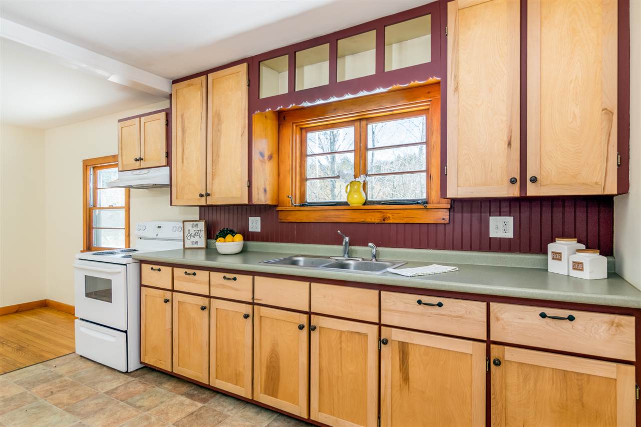 5189 St George Road Williston, VT 05495 - Photo 4 of 40