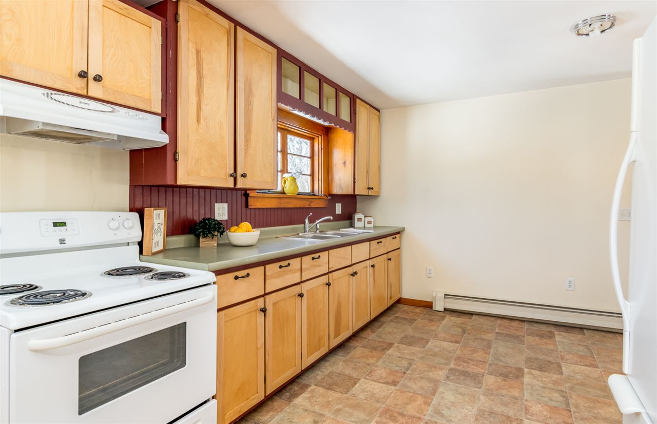 5189 St George Road Williston, VT 05495 - Photo 6 of 40