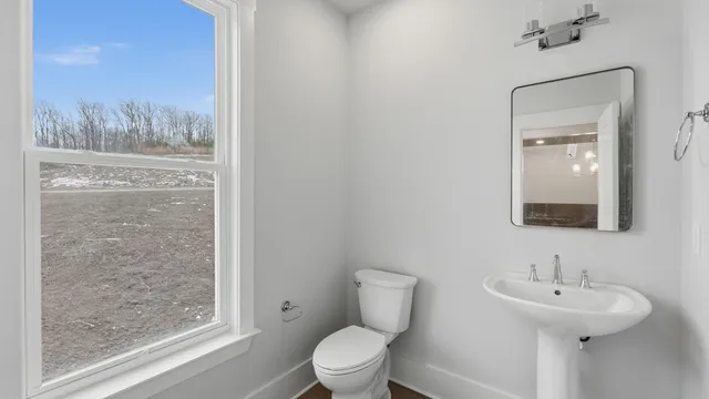 $619,900 | 6160 Cashmere Lane, Harrison, TN 37341