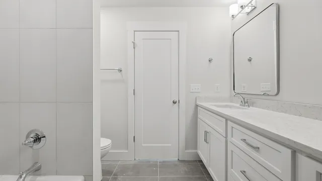 $619,900 | 6160 Cashmere Lane, Harrison, TN 37341