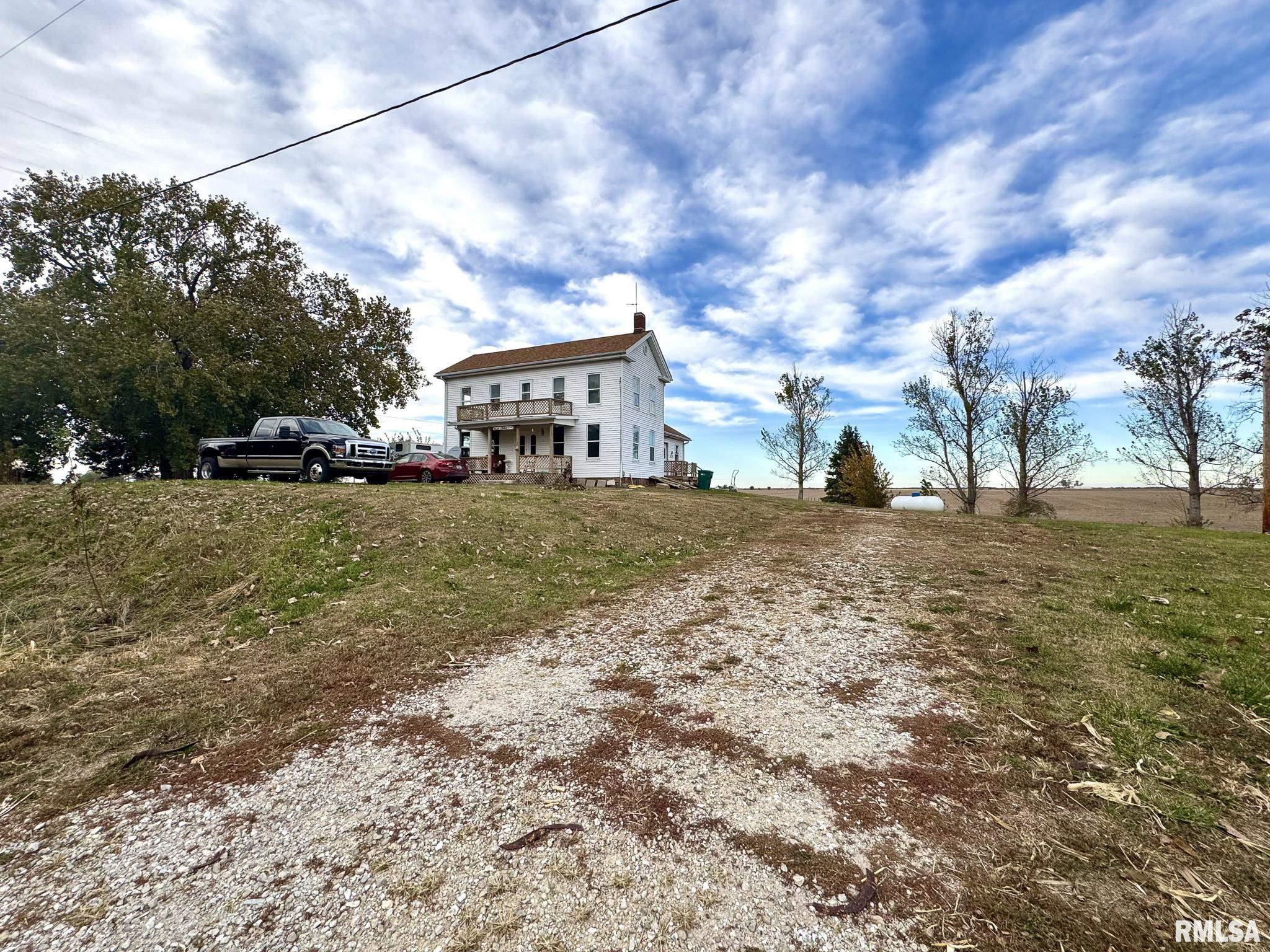 1392 54th Avenue Avon, IL 61415 - Photo 1 of 37