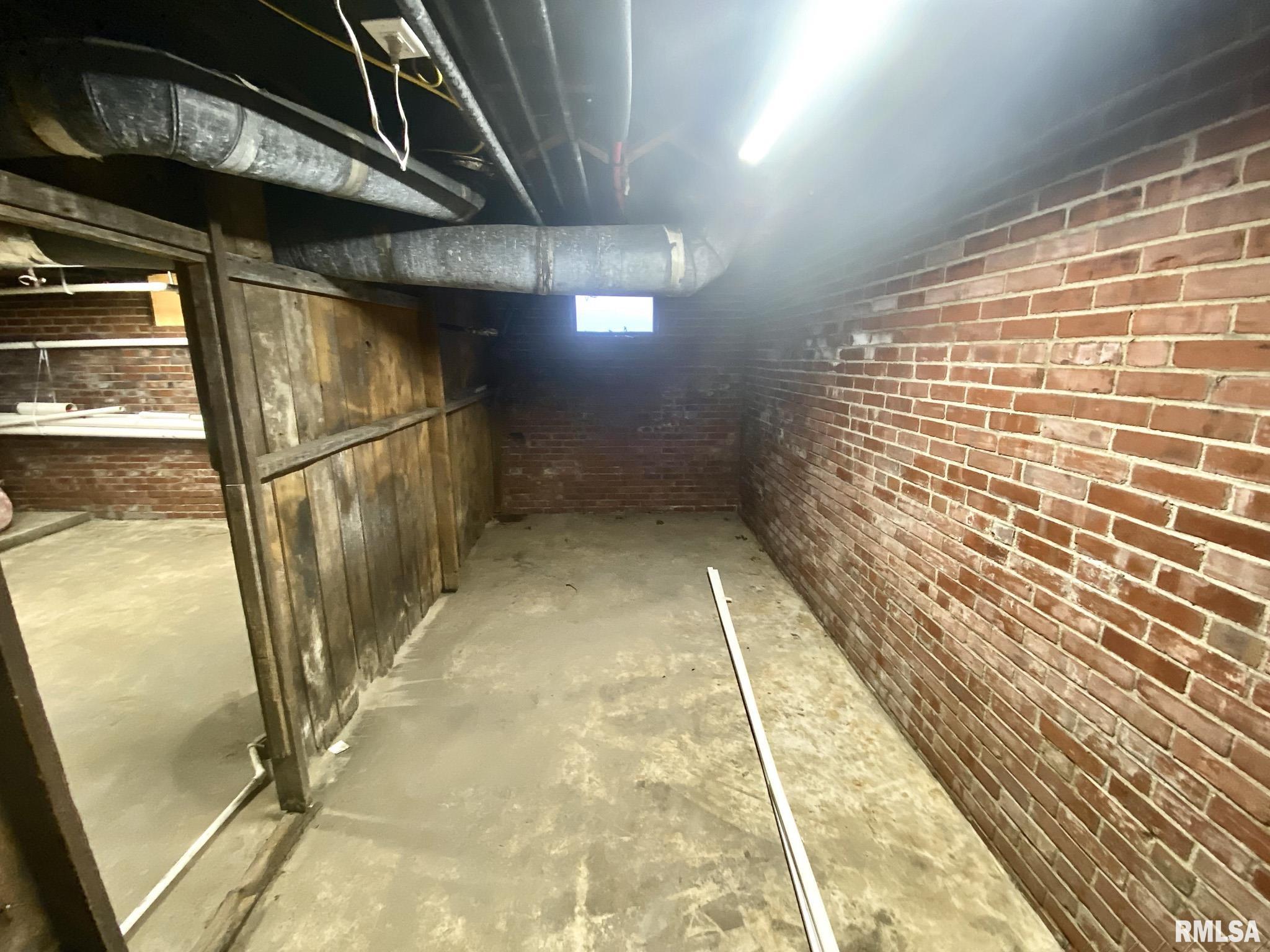 1392 54th Avenue Avon, IL 61415 - Photo 27 of 37