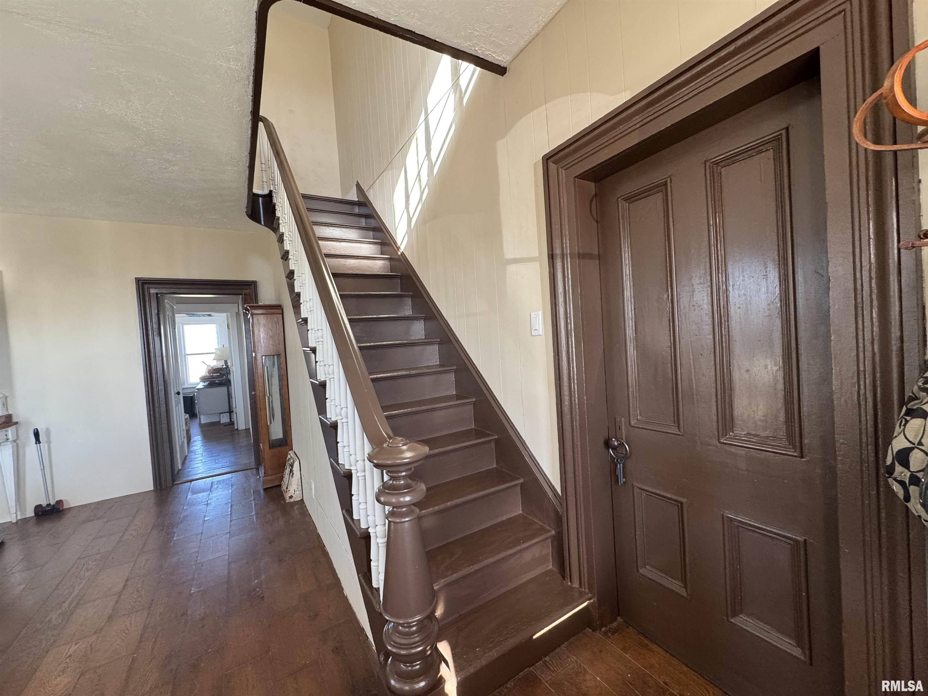 1392 54th Avenue Avon, IL 61415 - Photo 4 of 37