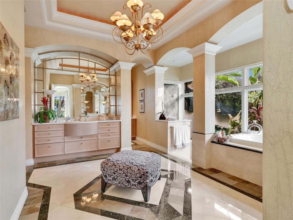 6320 Burnham Road Naples, FL 34119 - Photo 29 of 83