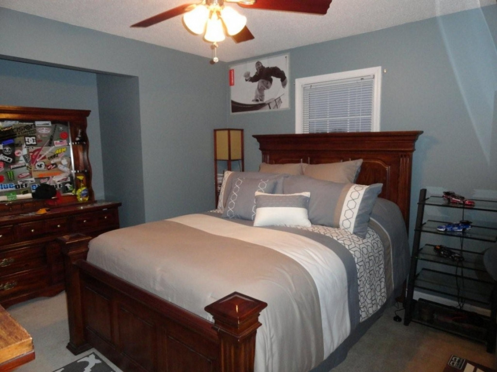 4104 Glaze Road Johnson City, TN 37601 - Photo 16 of 24 Bedroom 2 of 3