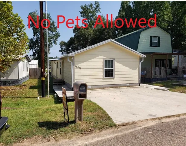 $1,250 | 16650 East Dounreay Street, Montgomery, TX 77316