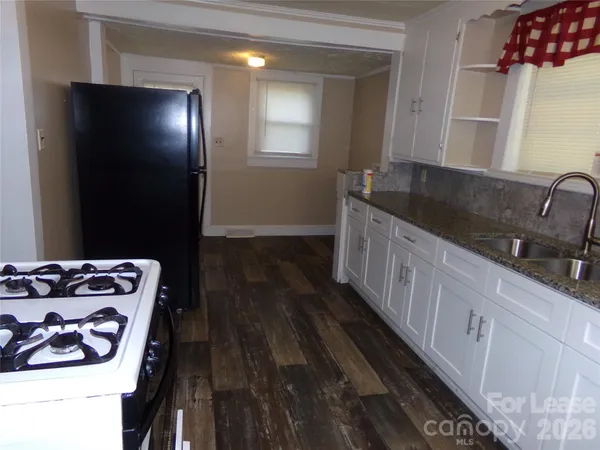 $1,450 | 729 Spruce Street, Mooresville, NC 28115