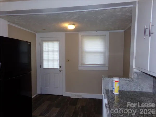 $1,450 | 729 Spruce Street, Mooresville, NC 28115