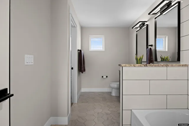 $799,900 | 1621 Serenity Lane, Casper, WY 82601