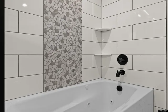 $799,900 | 1621 Serenity Lane, Casper, WY 82601