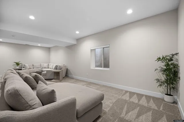 $799,900 | 1621 Serenity Lane, Casper, WY 82601