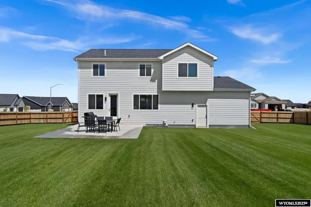 $799,900 | 1621 Serenity Lane, Casper, WY 82601