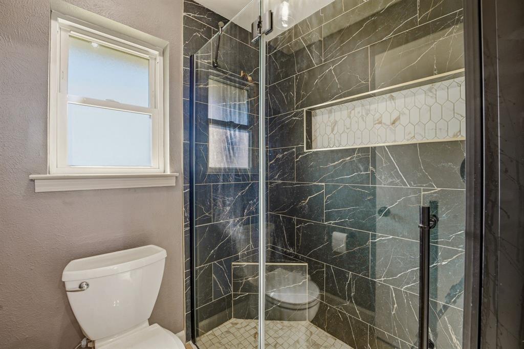 4433 Quail Hollow Road Fort Worth, TX 76133 - Photo 19 of 40