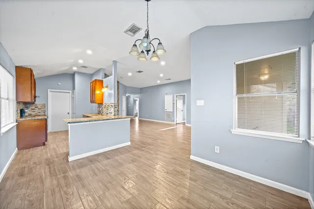 $239,000 | 11059 Landsbury Circle, Houston, TX 77099