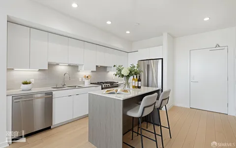 $749,000 | 200 Linden Avenue, Unit 804, South San Francisco, CA 94080