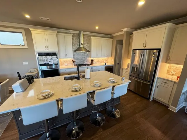 $4,300 | 610 Central Park, Alpharetta, GA 30004