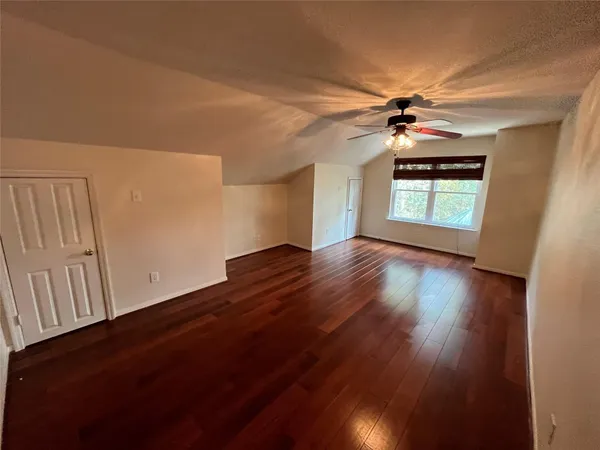 $2,595 | 30 South Rambling Ridge Place, Conroe, TX 77385