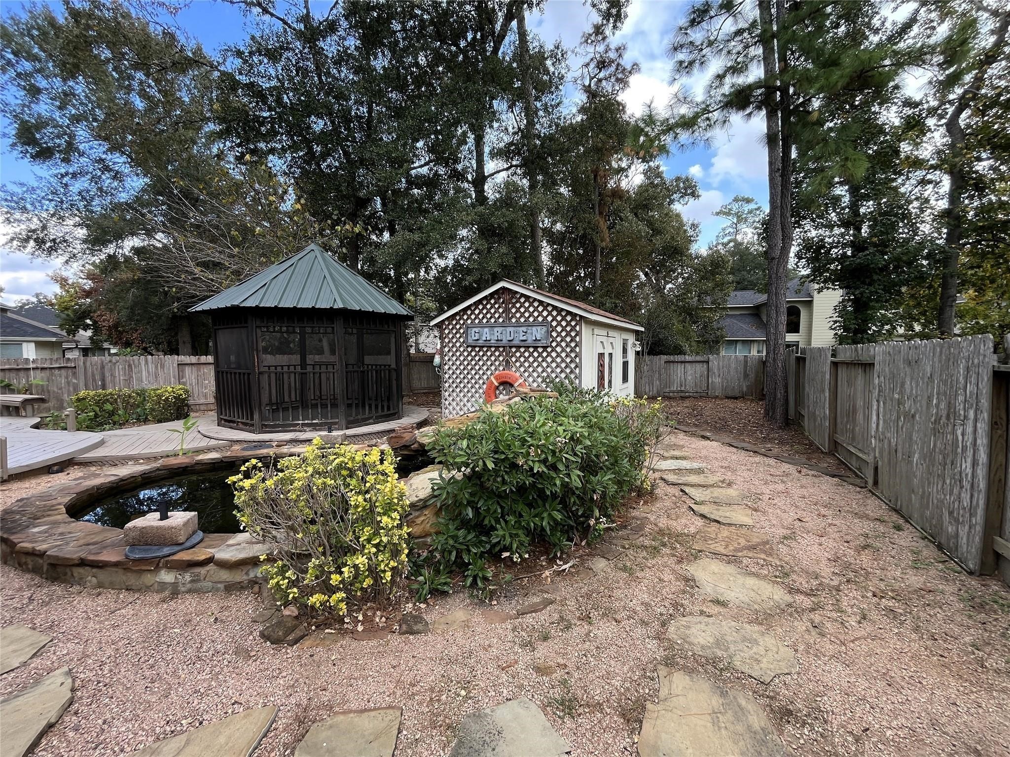 30 South Rambling Ridge Place Conroe, TX 77385 - Photo 14 of 15