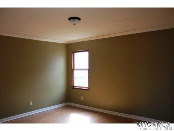 214 Burma Road West Marion, NC 28752 - Photo 8 of 13 Gallery Image 8