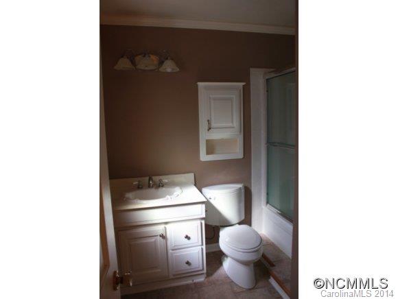 214 Burma Road West Marion, NC 28752 - Photo 9 of 13 Gallery Image 9
