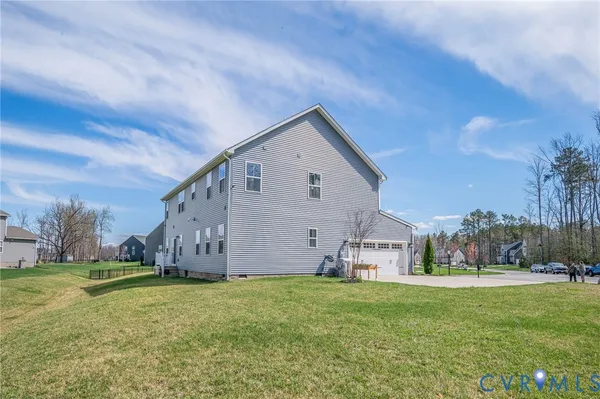 $584,900 | 1600 Almer Lane, Chester, VA 23836