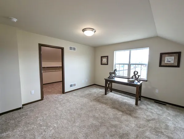 $483,100 | 26 Windflower Way, Mount Horeb, WI 53572